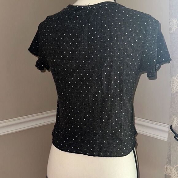 Olivia Rae Crop Top - Picture 3 of 4